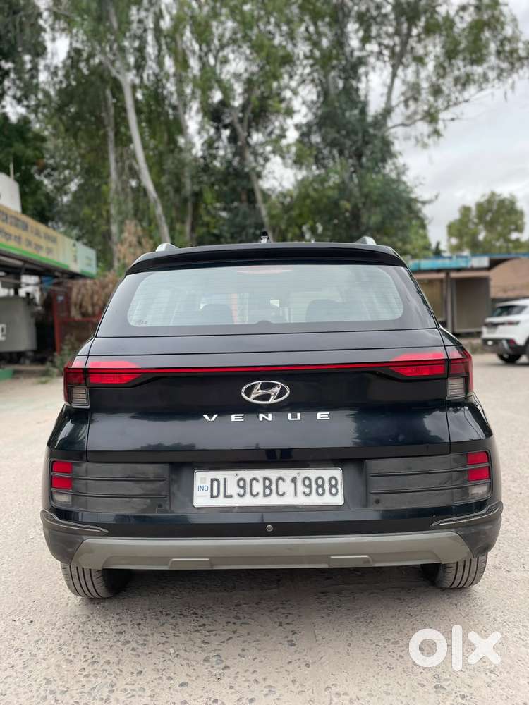Hyundai Venue 1.2 S Plus, 2023, Petrol