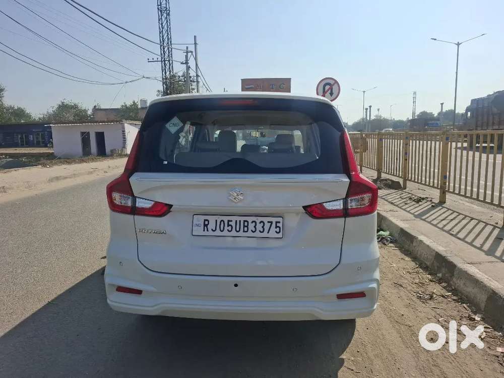 Maruti Suzuki Ertiga Lxi 2026