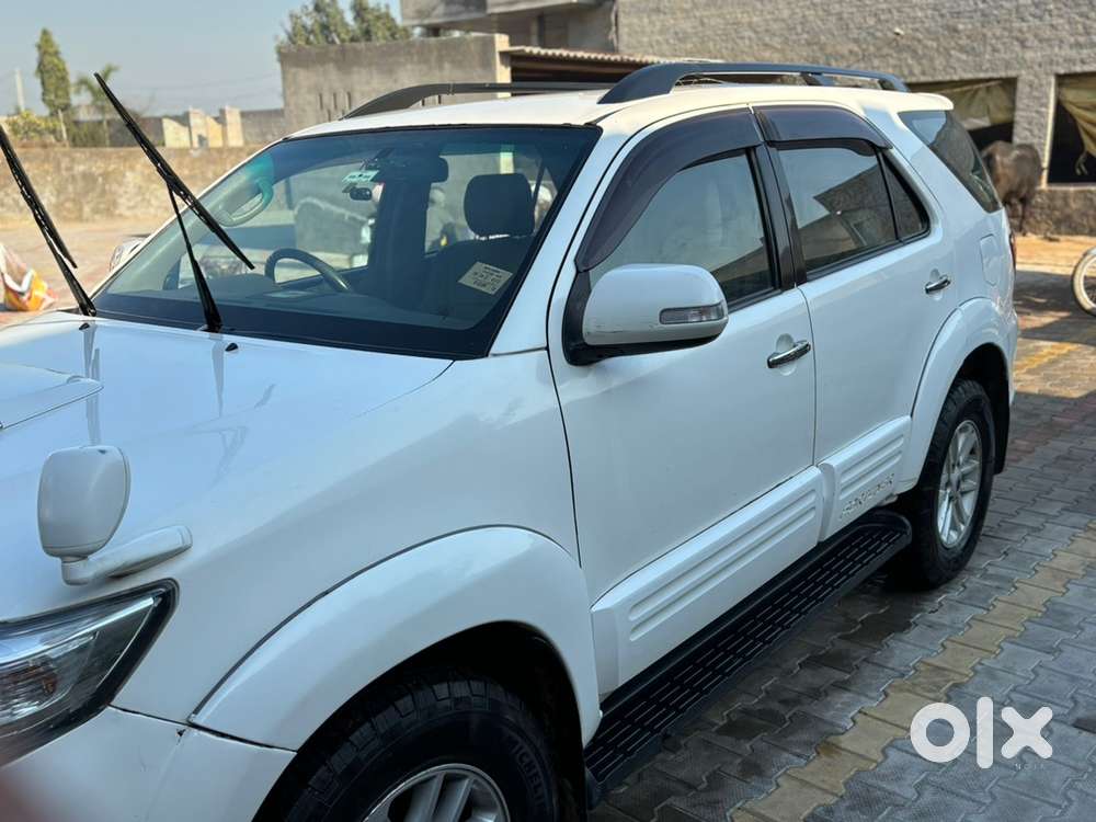 Toyota Fortuner Diesel 2012