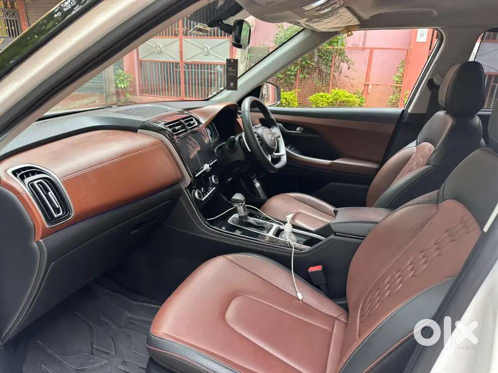 Less Drievn 2023 Diesel Alcazar Maintained Like New