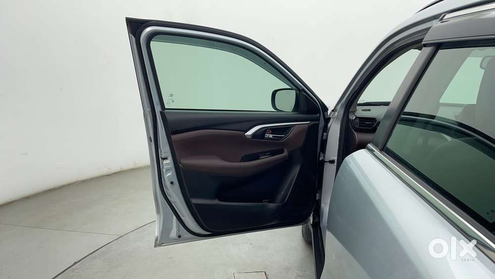 Maruti Suzuki Grand Vitara 1.5 Alpha Smart Hybrid Allgrip, 2023, Pet..