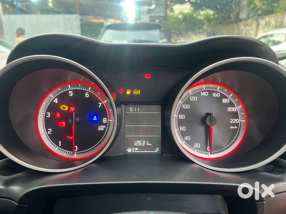 Maruti Suzuki Swift 1.2 Vxi (o), 2024, Petrol