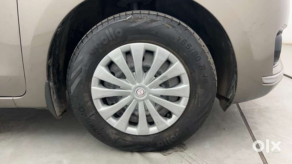 Maruti Suzuki Dzire 1.2 Vxi Amt, 2018, Petrol