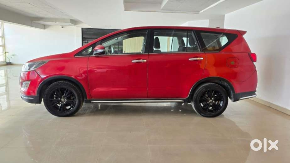 Toyota Innova Crysta Touring Sport 2.4 Mt, 2018, Diesel