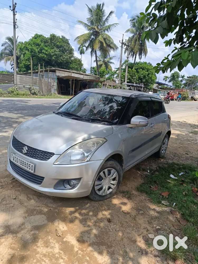 Maruti Suzuki Swift Petrol 2013