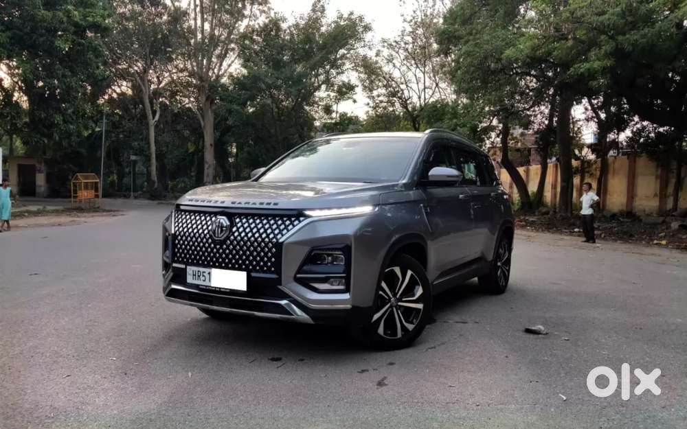 Mg Hector Plus Sharp Pro 1.5 Turbo Petrol Cvt 7 Str, 2024, Petrol