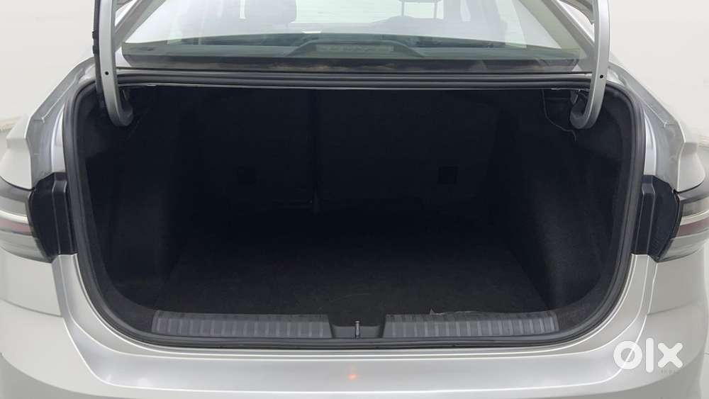 Volkswagen Virtus Highline Plus 1.0 Tsi At, 2022, Petrol
