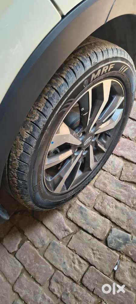 Mahindra Xuv300 Turbosport 2021 Diesel 21000 Km Driven