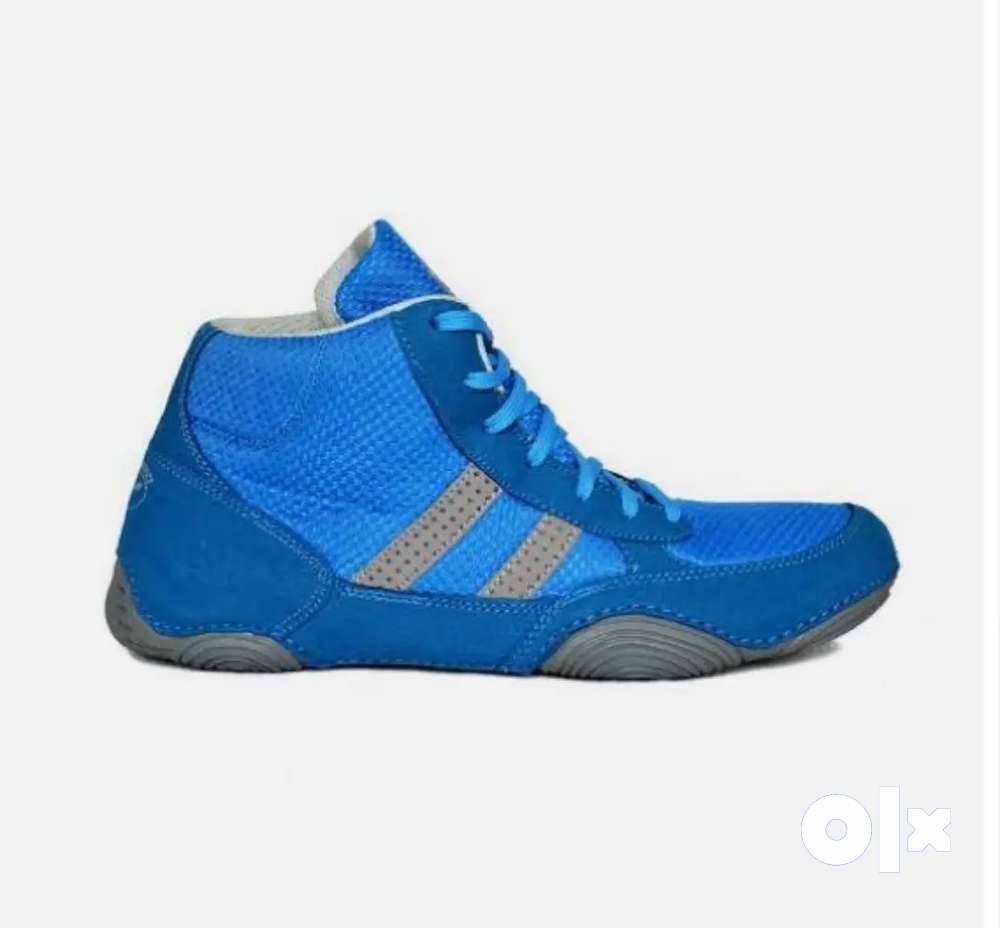 Shiv naresh hot sale wrestling shoes