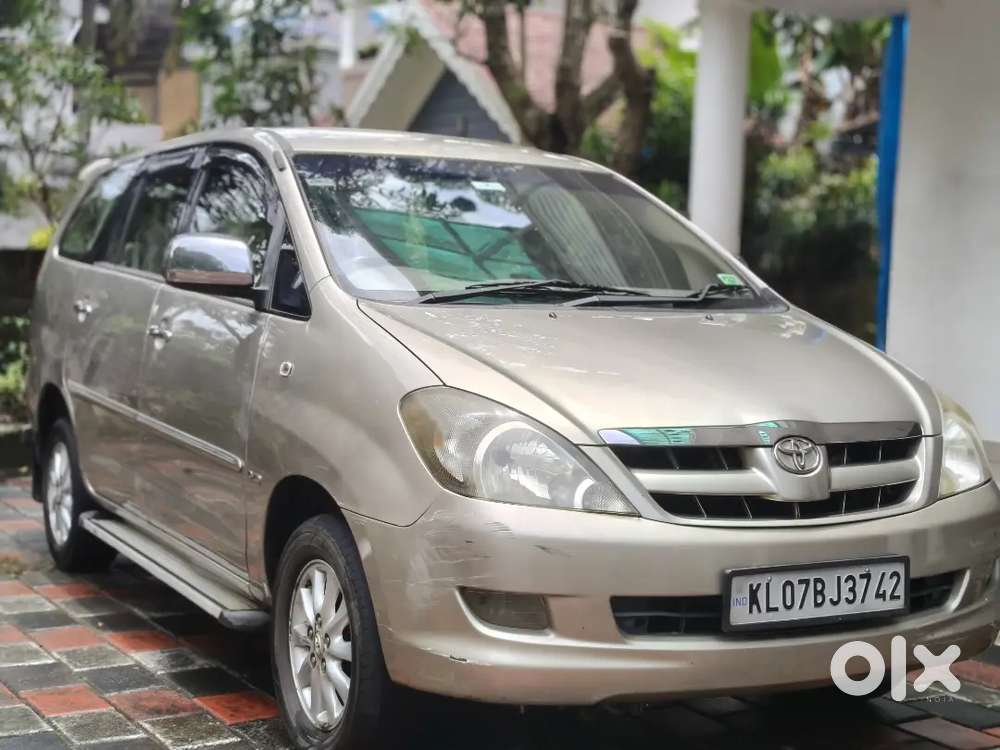 Toyota Innova 2.5 V 2008
