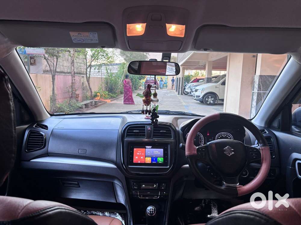 Maruti Suzuki Brezza 1.5 Zxi Smart Hybrid, 2022, Petrol