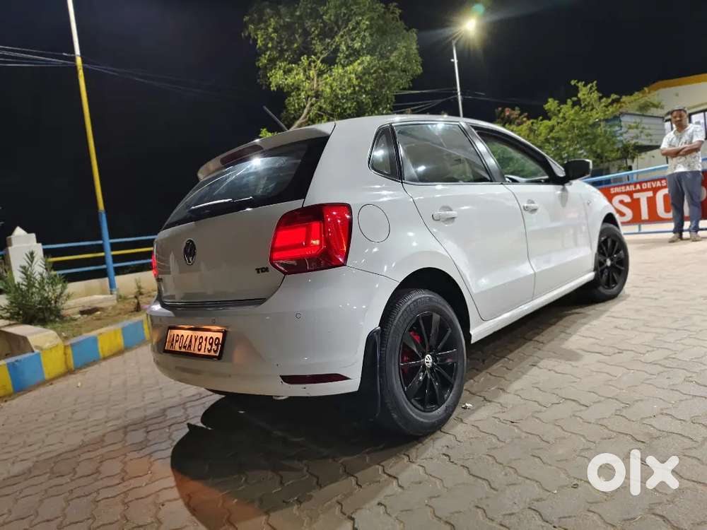Volkswagen Polo 2015 Diesel 102560 Km Driven