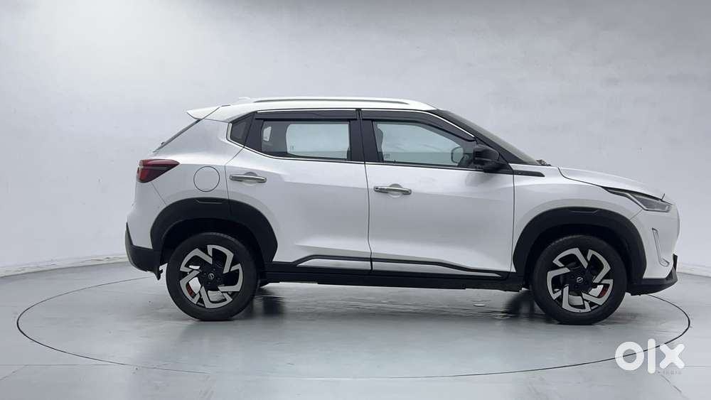 Nissan Magnite 1.0 Xv Premium Turbo Cvt (o), 2022, Petrol