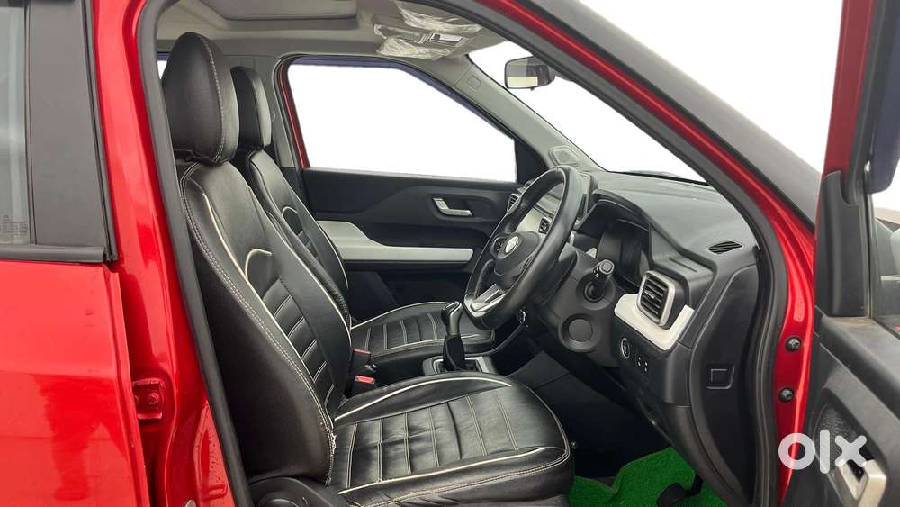 Tata Punch Creative Dual Tone Mt Sunroof, 2024, Petrol