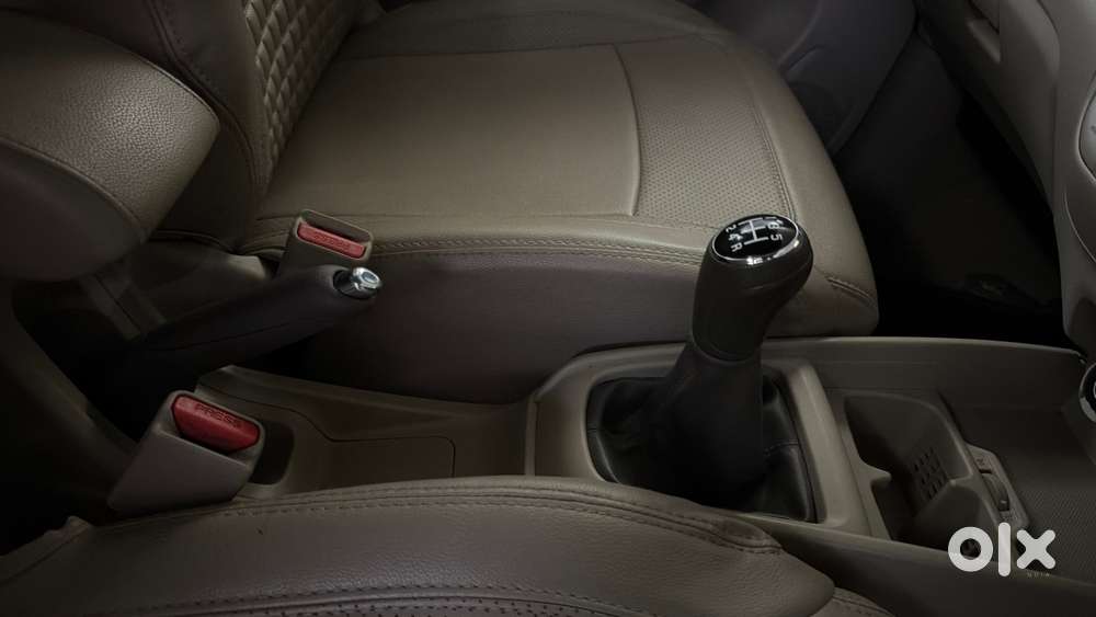 Maruti Suzuki Ertiga Zxi Plus Shvs, 2021, Petrol