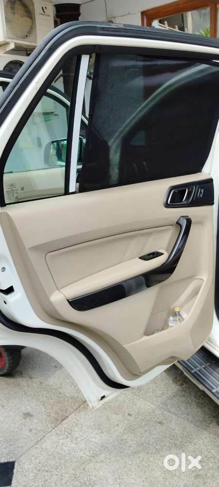 Ford Endeavour 3.2 Titanium At 4x4, 2017, Diesel