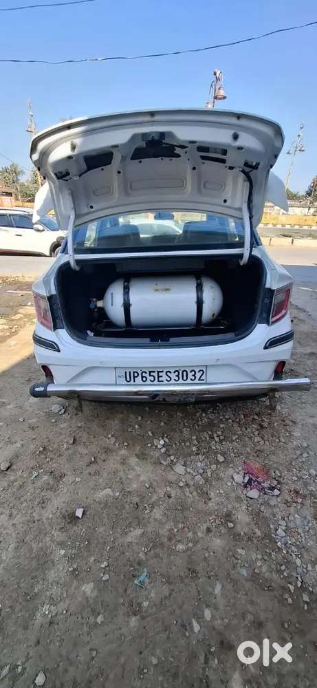 Sale Hundai Aura Petrol Cng