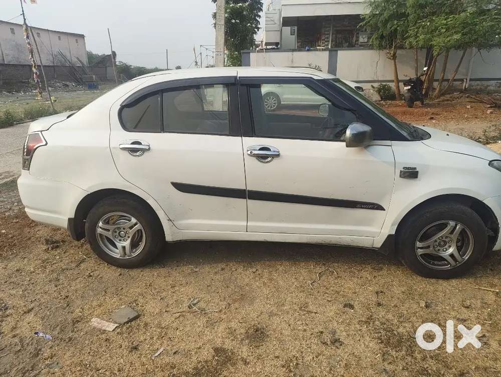 Maruti Suzuki Dzire 2011