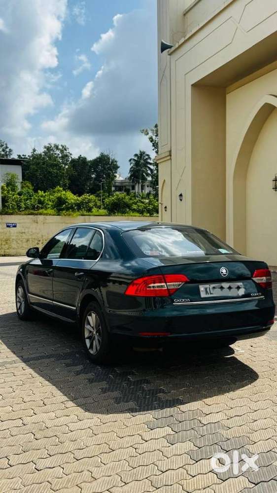Skoda Superb Elegance 2.0 Tdi Cr At, 2014
