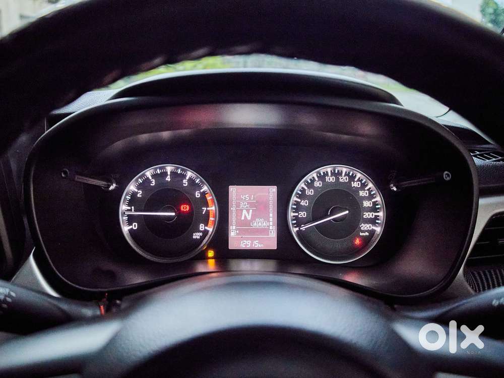 Maruti Suzuki Fronx Delta Plus 1.2 Ags, 2024, Petrol