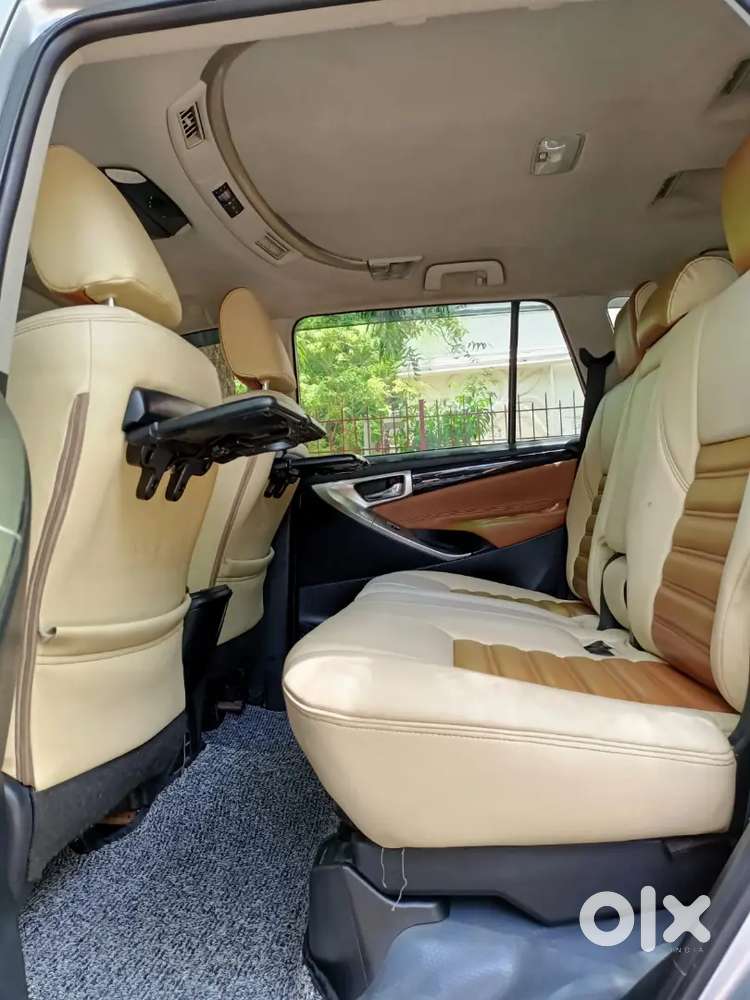 Toyota Innova Crysta 2018 Diesel Well Maintained