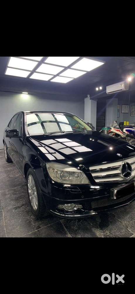 Mercedes-benz C-class 2011 Petrol 55000 Km Driven