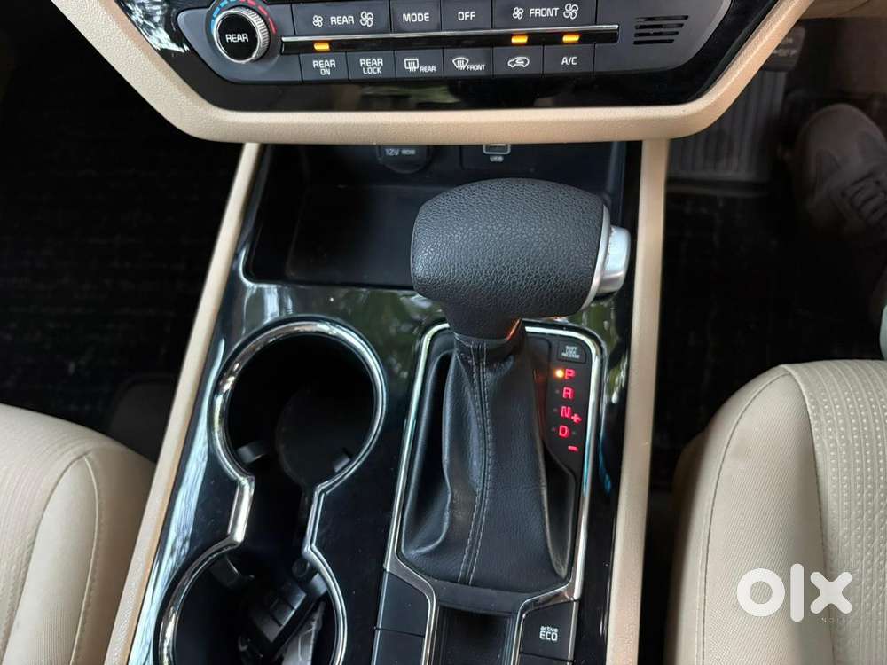 Kia Carnival Prestige, 2021, Diesel