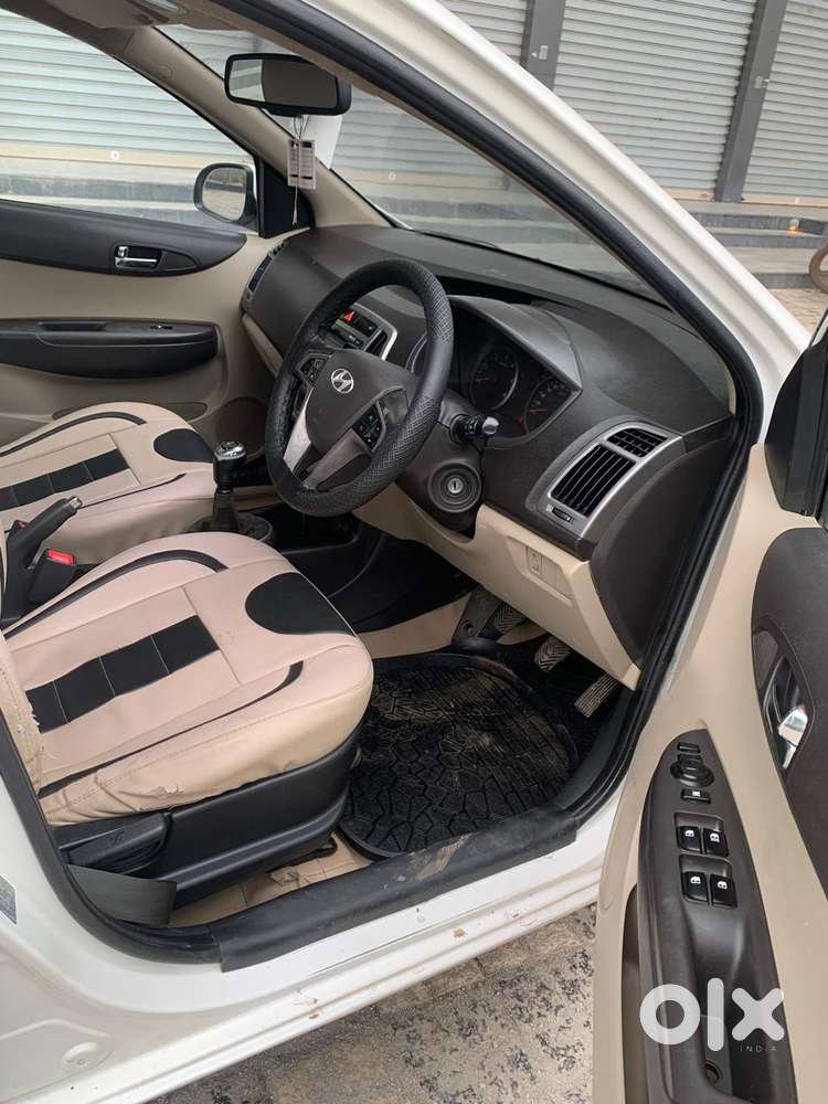Hyundai I20 Sportz 1.2 Bs-iv, 2013, Diesel