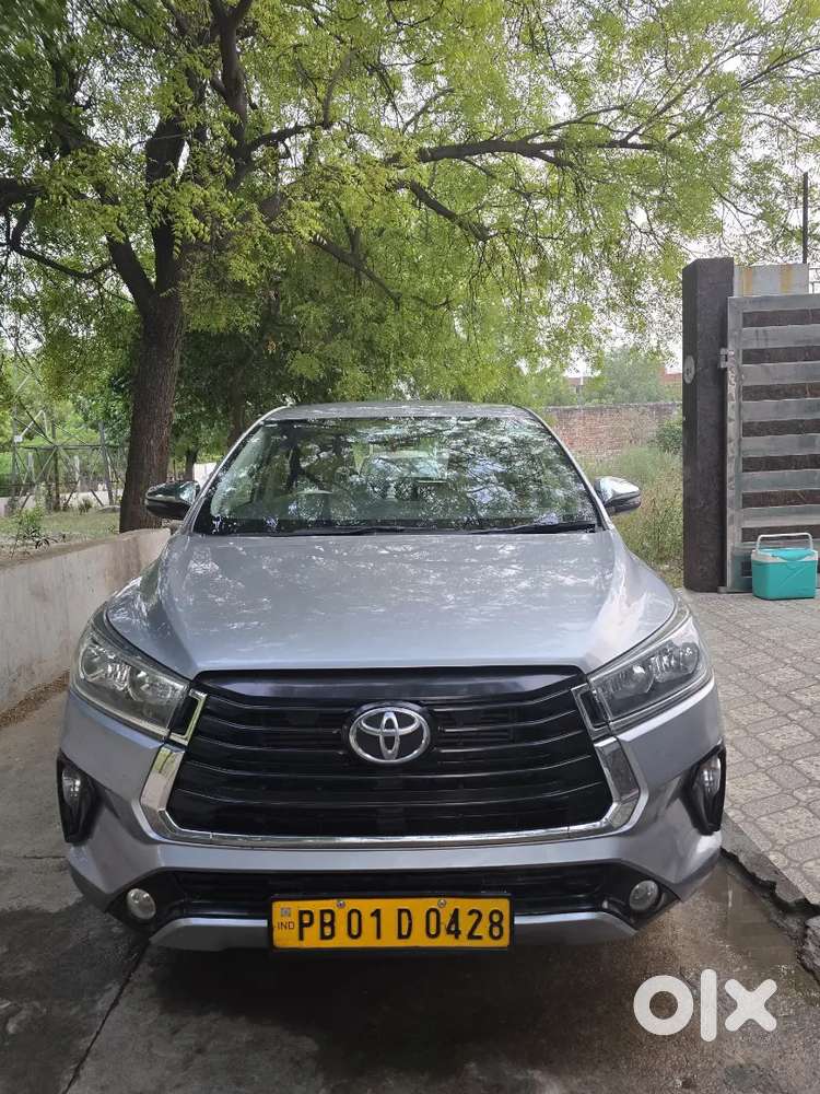 Toyota Innova Crysta 2022 Diesel Well Maintained