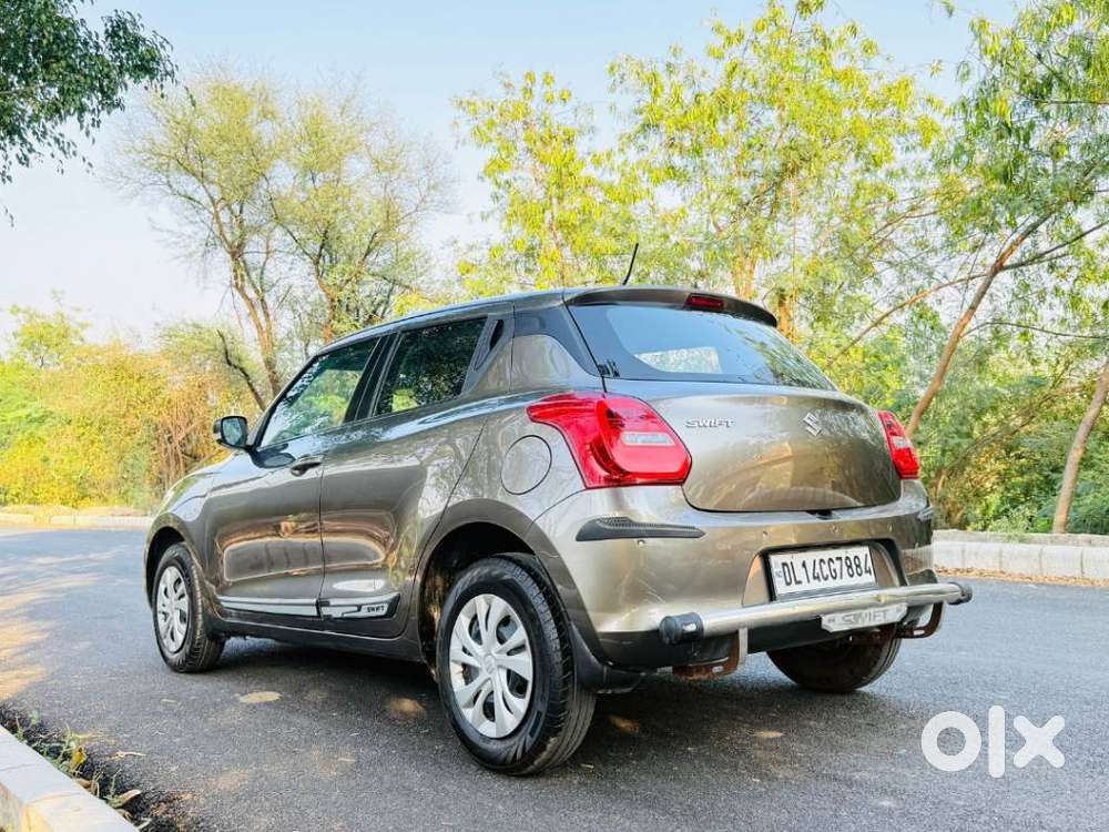 Maruti Suzuki Swift Vxi + Manual, 2023, Petrol