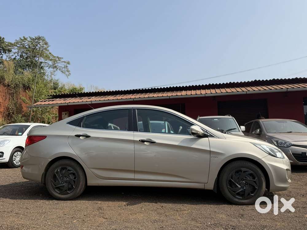 Hyundai Verna Vtvt 1.6 Ex, 2012, Petrol