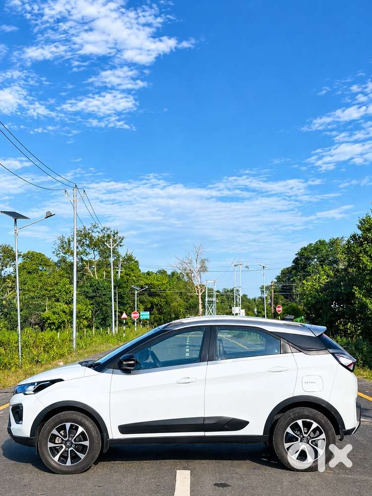 Tata Nexon 1.2 Revotron Xz Plus, 2020, Petrol