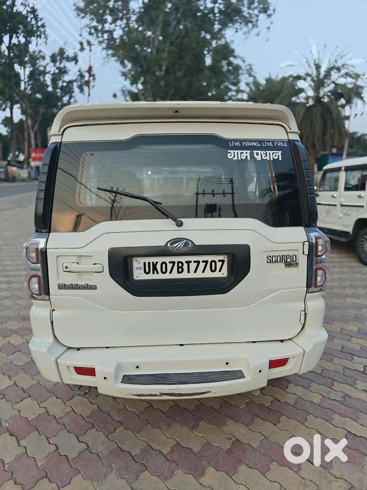 Mahindra Scorpio S8, 2016, Diesel