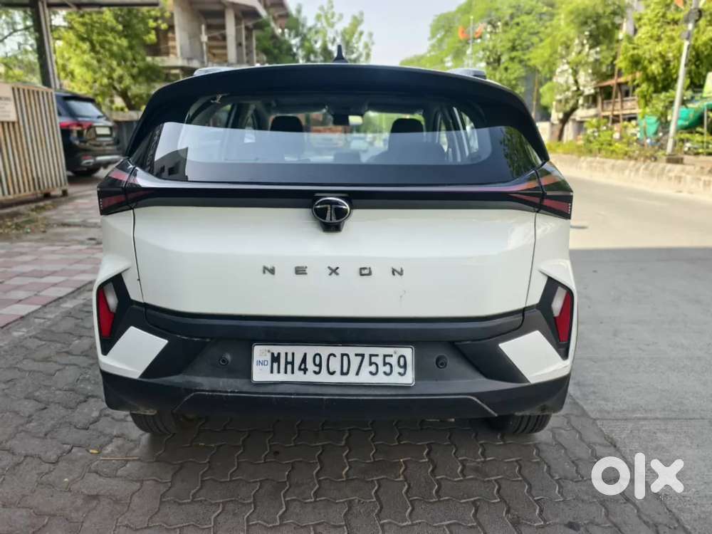 Tata Nexon, 2024, Petrol