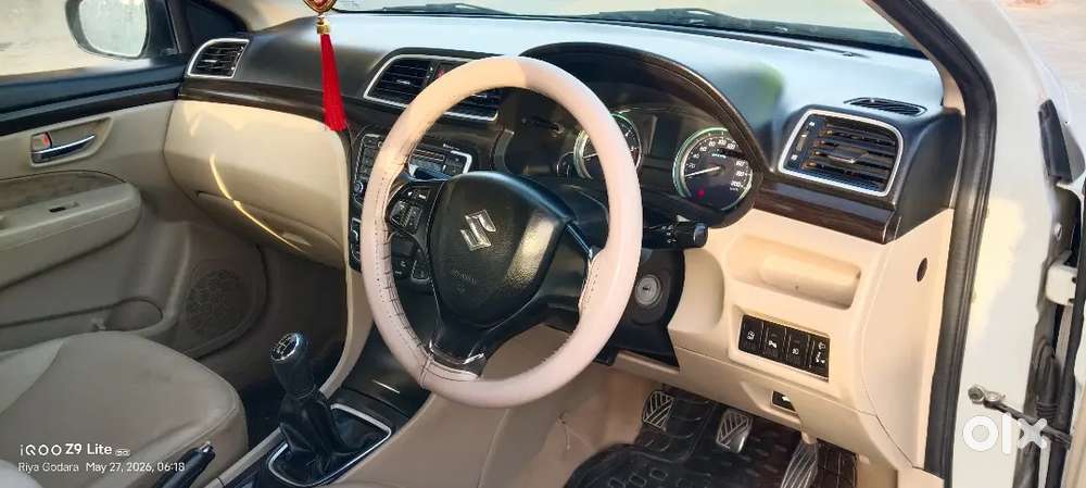 Maruti Suzuki Ciaz 2015 Diesel 124000 Km Vdi+ Shvs Hybrid