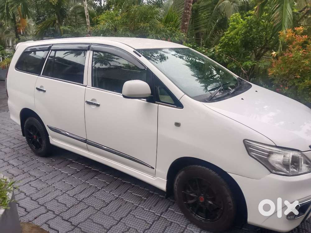 Toyota Innova, 2015, Diesel