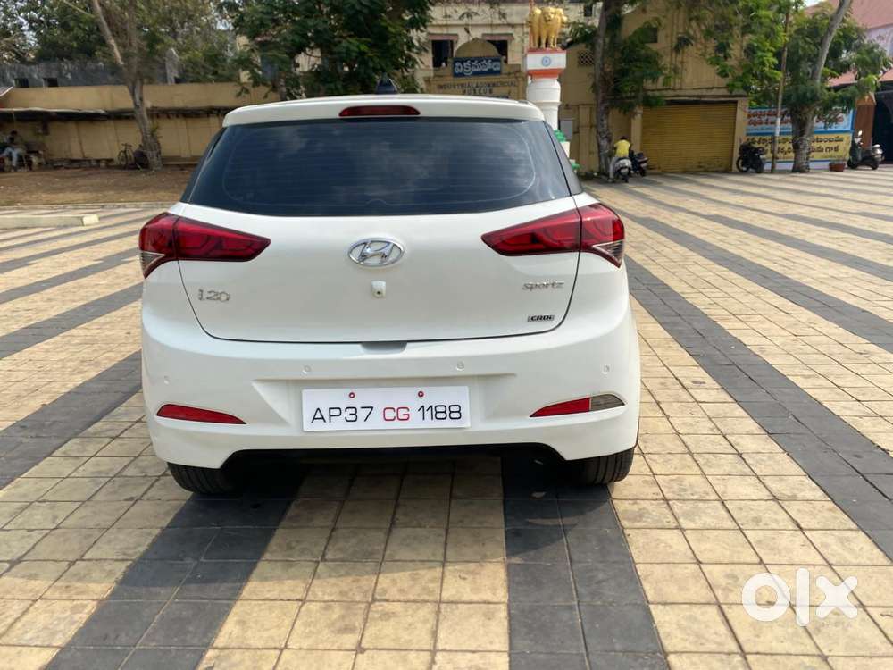 Hyundai Elite I20 Sportz 1.4 Special Edition, 2014, Diesel