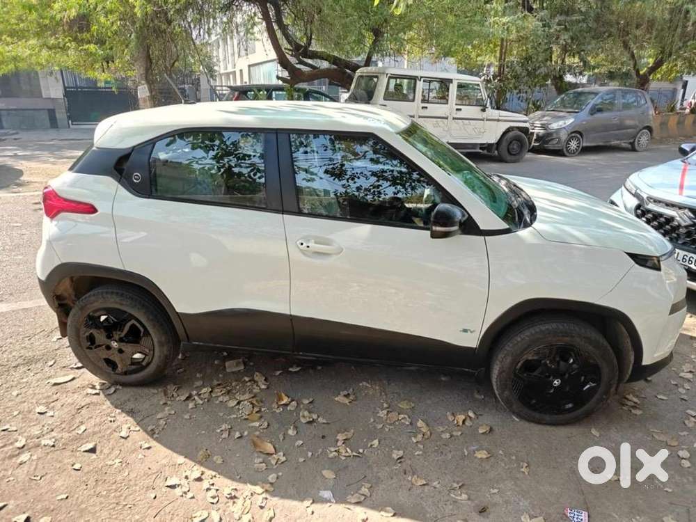 Tata Punch Ev Adventure Lr Ac Fc 2024 31482 Km Driven & 2 Years Old