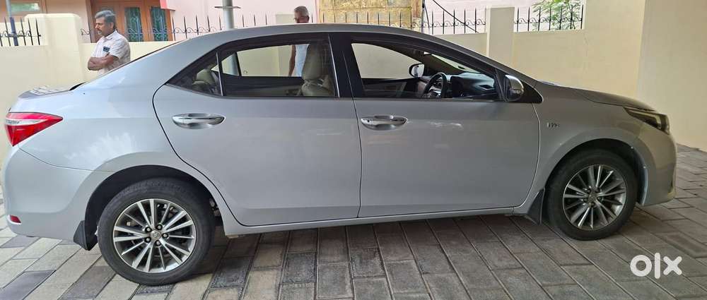 Toyota Corolla Altis Vl At, 2015, Petrol