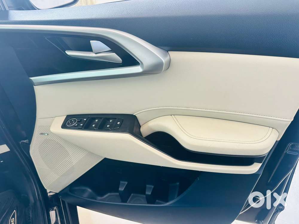 Kia Carens 1.5 Luxury Plus Diesel 6 Str, 2022, Diesel