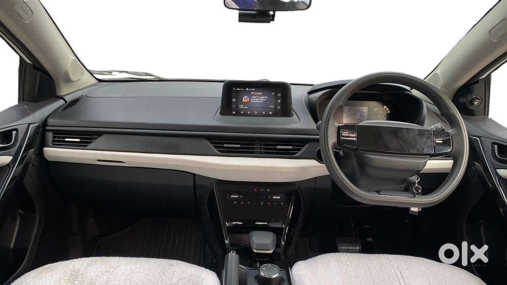 Tata Nexon Pure (s) 1.2 Petrol 6amt, 2024, Petrol