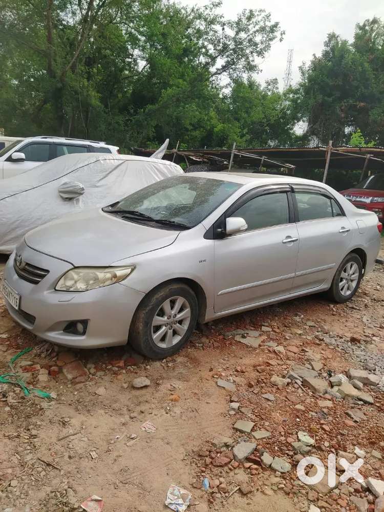 Toyota Corolla Altis 2010