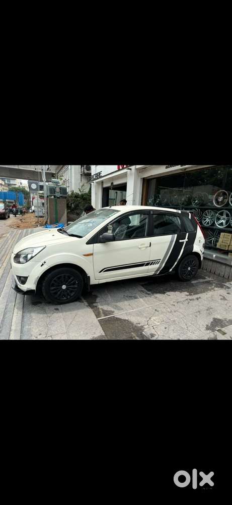Ford Figo Petrol 2010