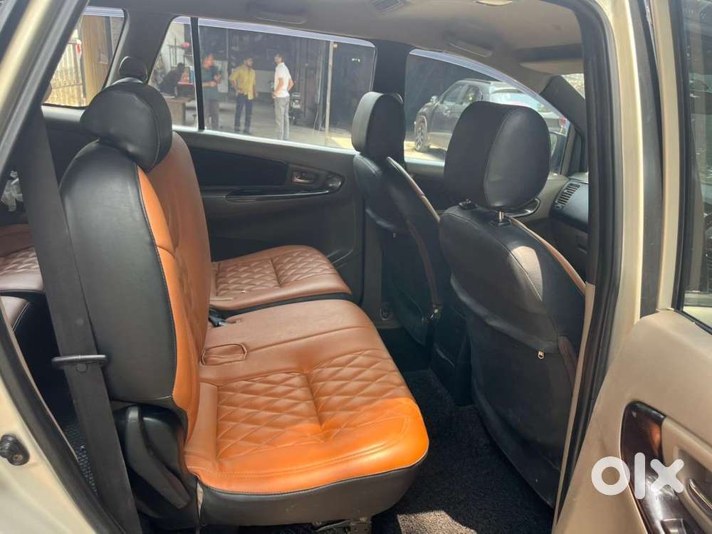 Toyota Innova 2015 Diesel 144000 Km Driven