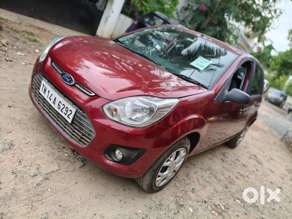 Ford Figo, 2014, Petrol
