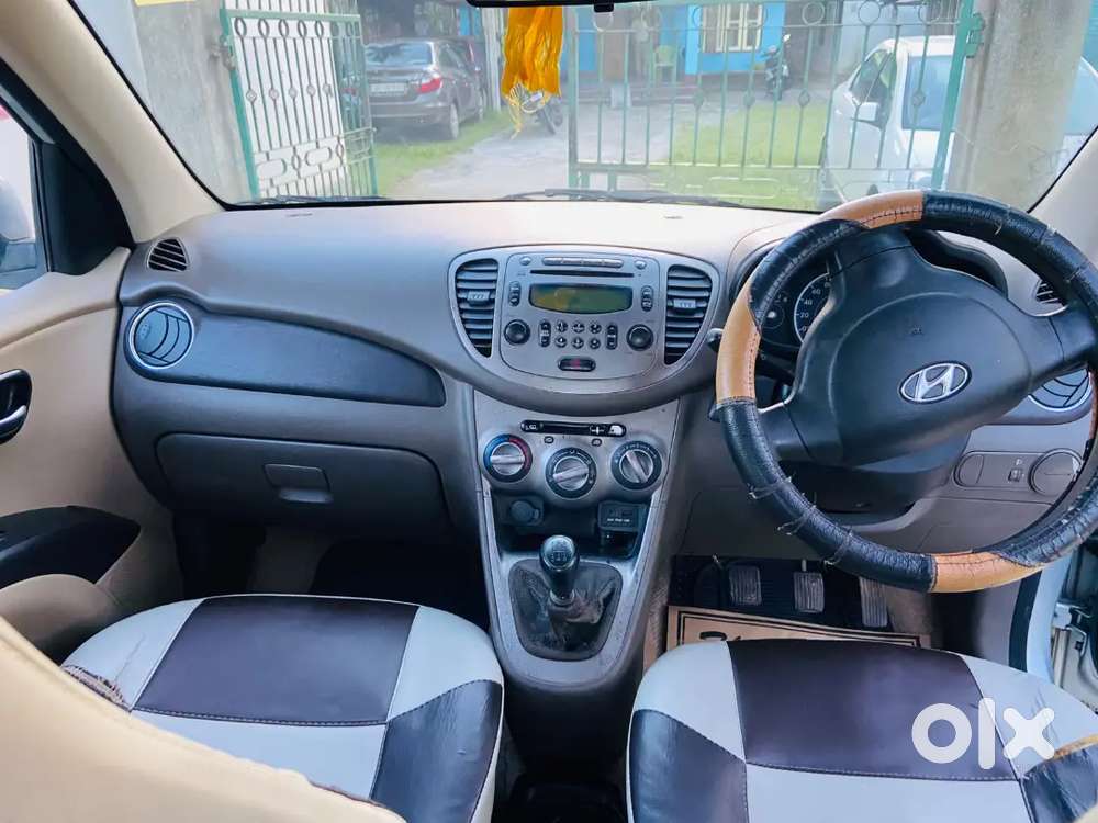 Hyundai I10 Sportz Petrol 2013
