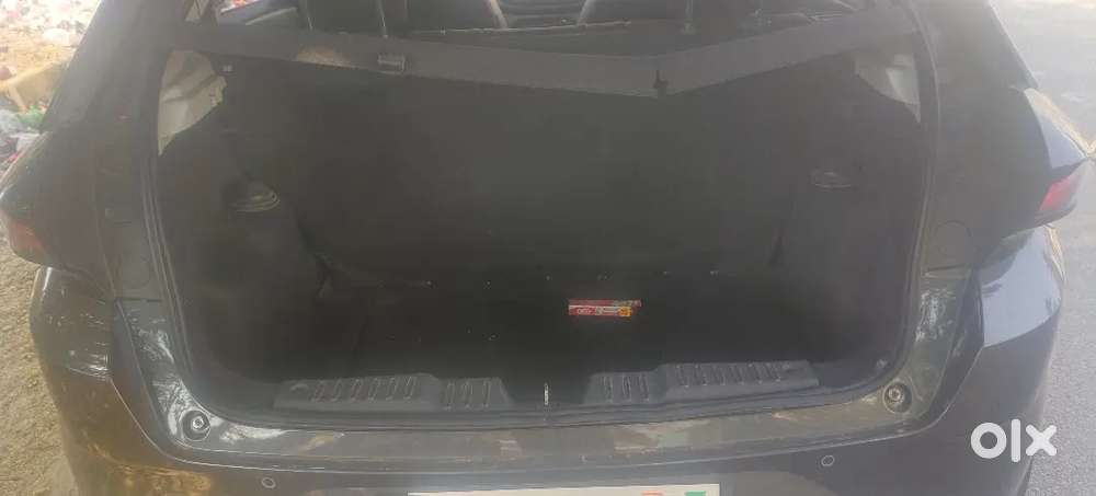 Tata Altroz 2021 Petrol 94500 Km Driven