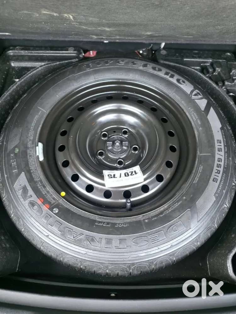 Jeep Compass 
1st Owner 
Insurance 12/02/2027 Tak
Dono Chabi