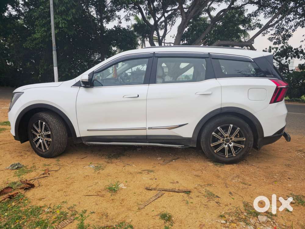 Mahindra Xuv700 2.2 Ax 7 Diesel At Luxury Pack Str Awd, 2022, Diesel