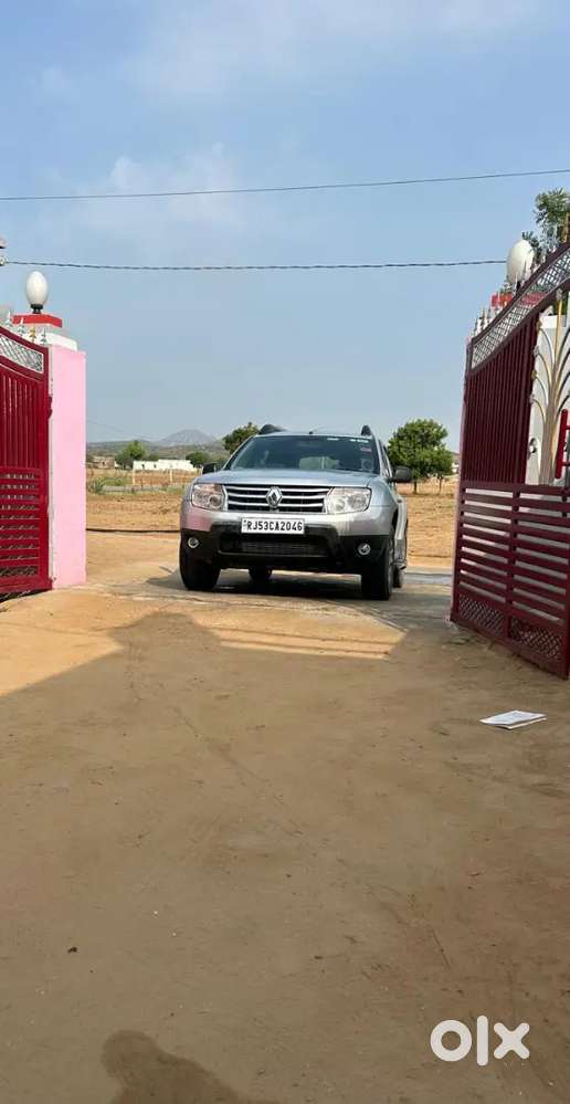 Renault Duster 2014 Diesel 130000 Km Driven.puree Gadi Orignal Hai. Go